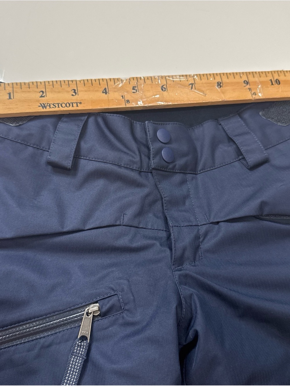 Patagonia Navy children's snow ski bib pants, size Xs 5/6 A020826 - Picture 4 of 8